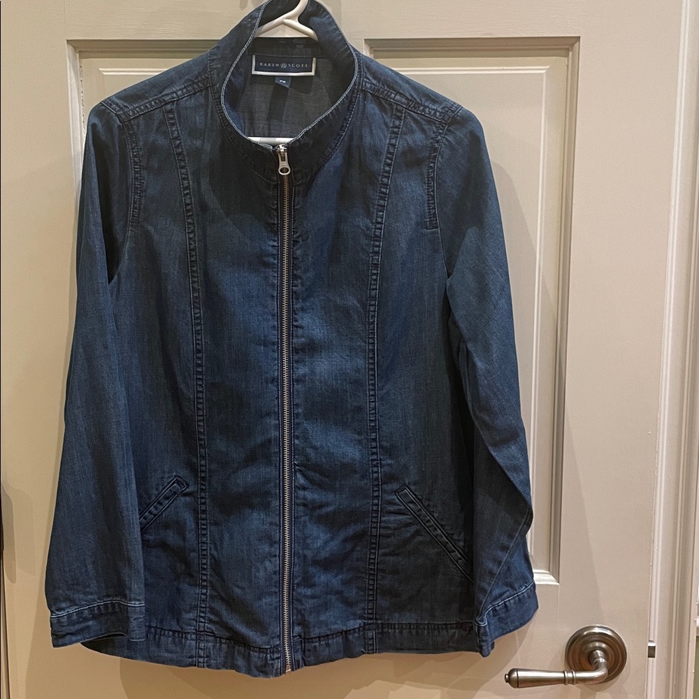 Karen Scott Light Weight Zip Up Jean Jacket w/ pockets Like New PM